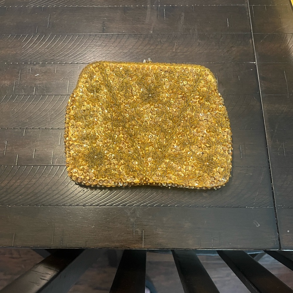 Elegant Gold Sequin Evening Clutch